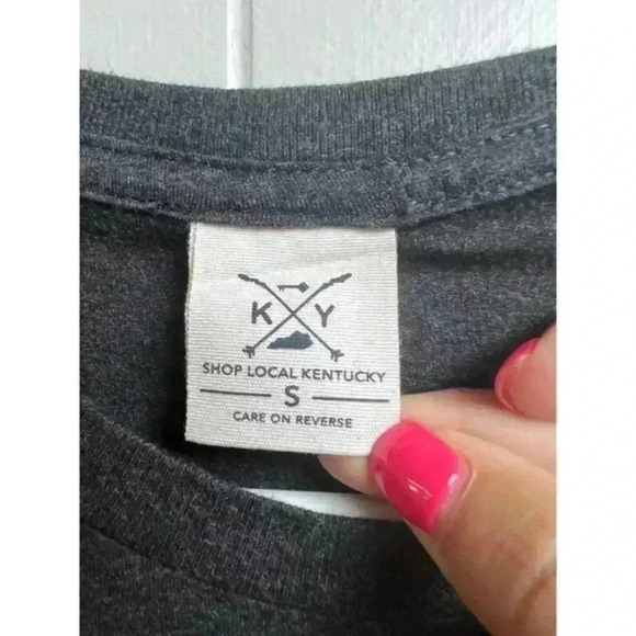 Hocus Pocus Kentucky Branded‎ T-shirt. - Picture 5 of 6